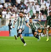 乐鱼体育-包含离谱！梅西关键节点爆冷风云突变埃因霍温关键时刻更衣室发声，浙江队战术微调备战欧联的词条